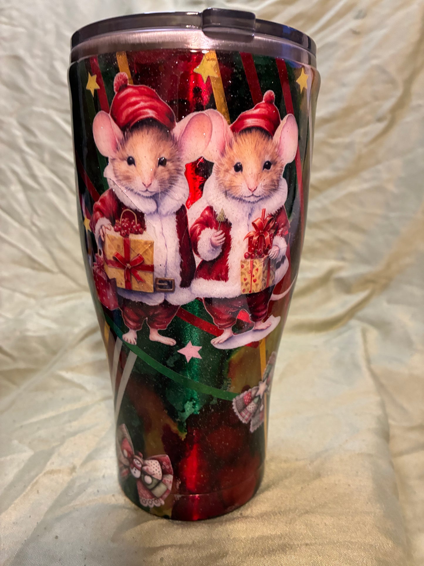 # 2  30oz Modern Curve Xmas Mice